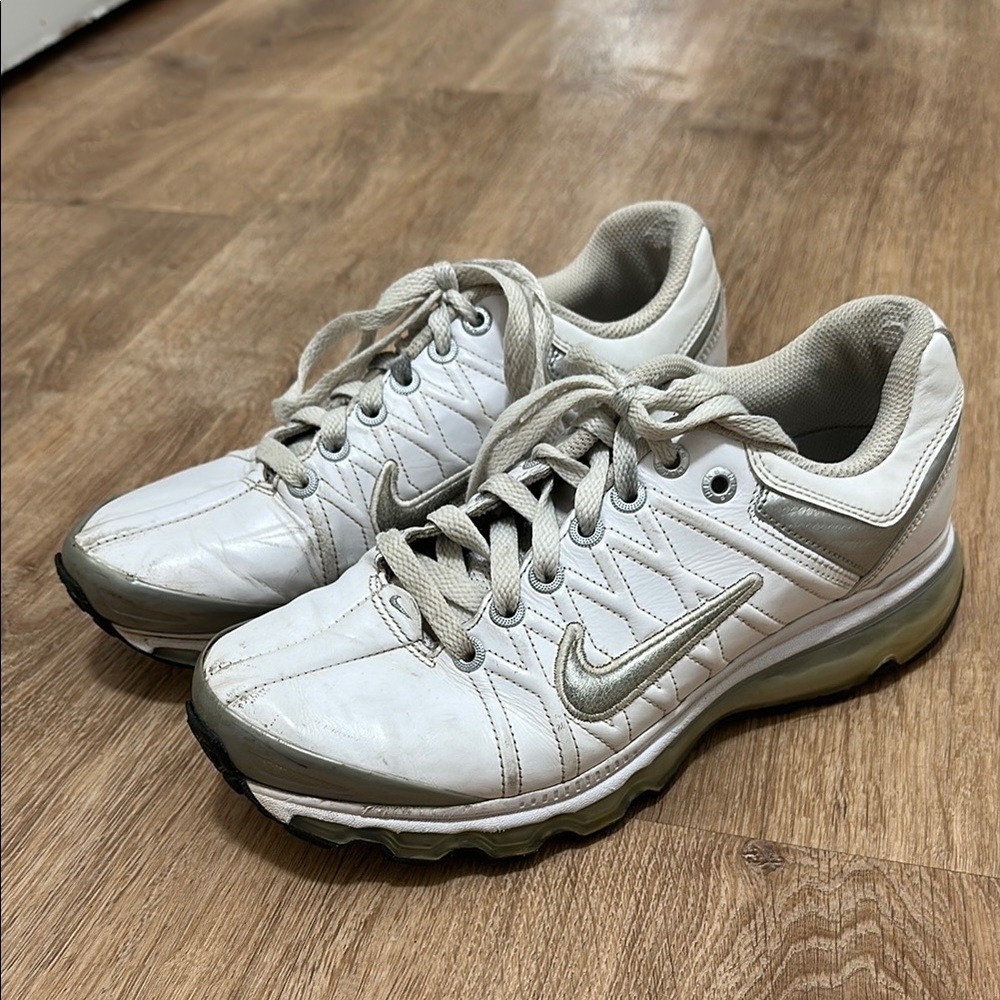 NIKE | Women's Y2K Chunky Air Max 360 White Silver Low Top Trainer Sneakers, 7.5